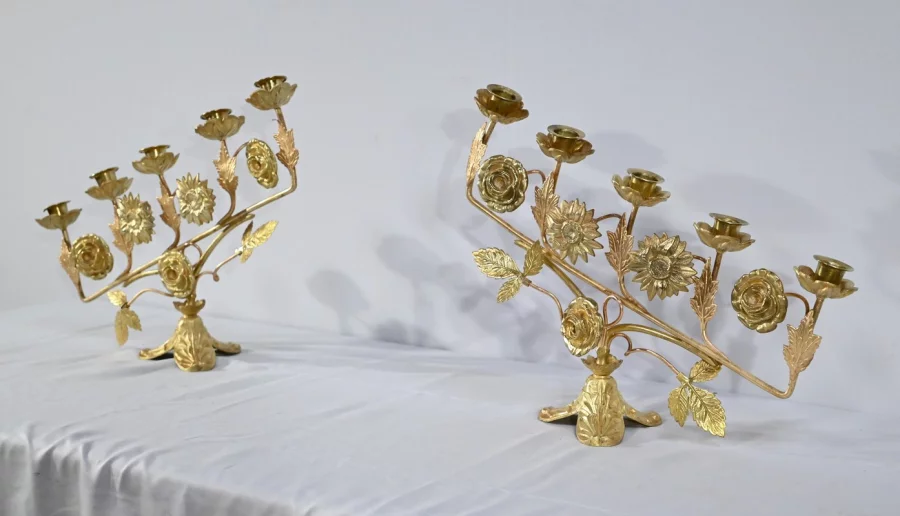 COPPIA DI CANDELABRI DA ALTARE