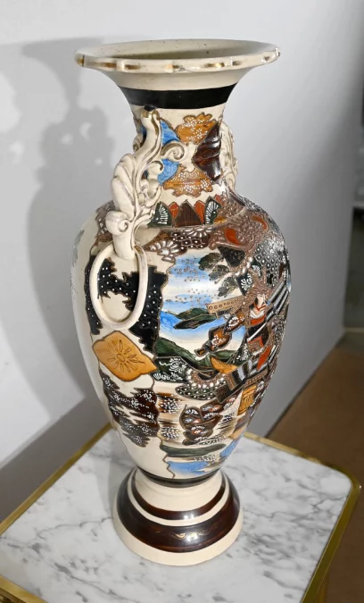 Important Vase Balustre en Porcelaine, Japon – XXe