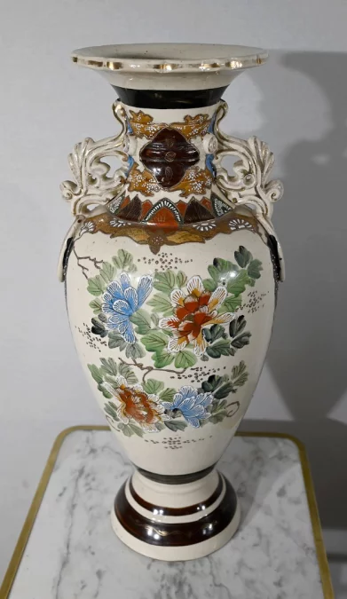Important Vase Balustre en Porcelaine, Japon – XXe