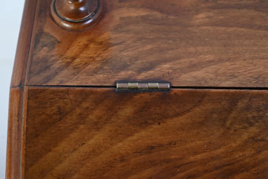 ESCRITORIO DE ÉPOCA LOUIS PHILIPPE