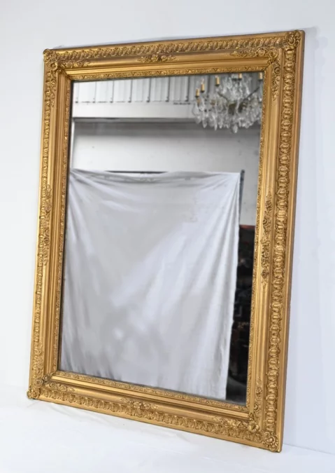 SPECCHIO IN LEGNO DORATO