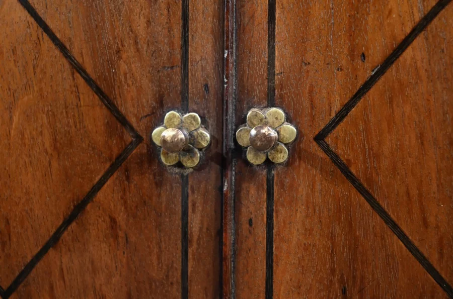 ШКАФ ПЕРЕХОДНОГО СТИЛЯ