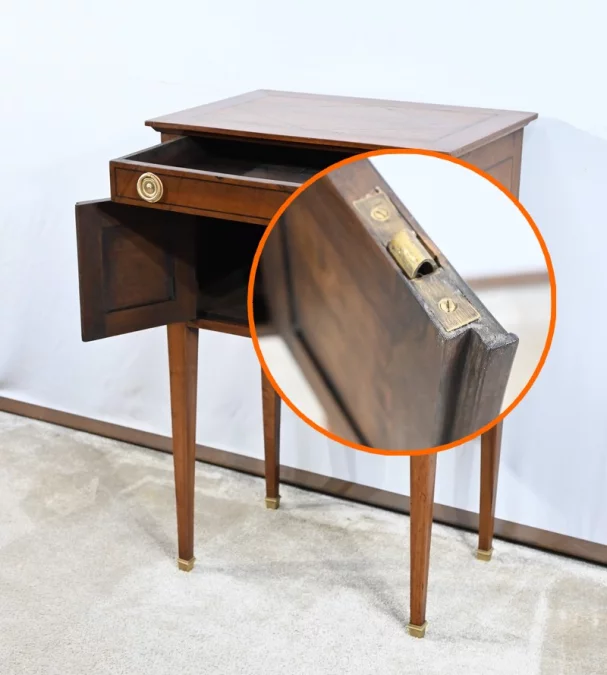 ШКАФ ПЕРЕХОДНОГО СТИЛЯ