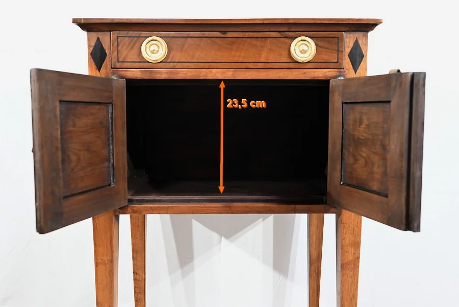 ШКАФ ПЕРЕХОДНОГО СТИЛЯ