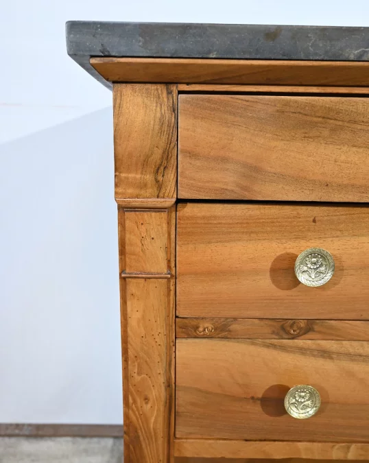 Petite Commode Chiffonnière de Propriété en Noyer, époque Directoire – Début XIXe