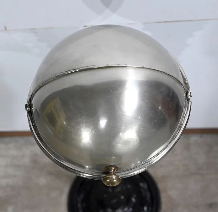 СФЕРА БИСТРО ПЕРИОДА МОДЕРН