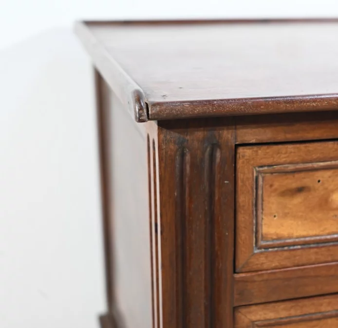 КОМОД В СТИЛЕ ЛЮДОВИКА XVI