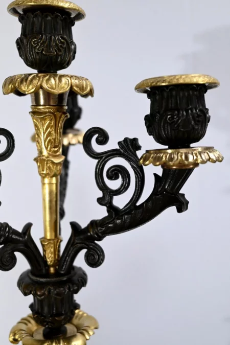 Paire de Chandeliers en Bronze à Double Patine, époque Restauration – Début XIXe