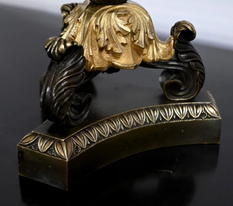 Paire de Chandeliers en Bronze à Double Patine, époque Restauration – Début XIXe