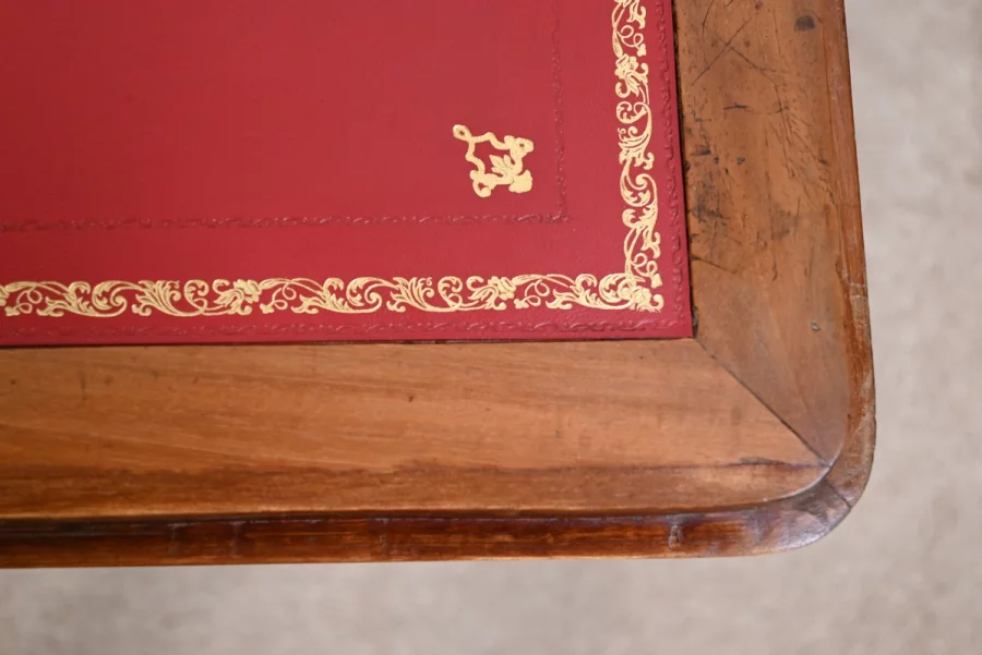 BÜRO DES 18. JAHRHUNDERTS