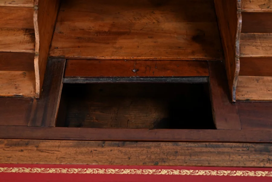 BÜRO DES 18. JAHRHUNDERTS