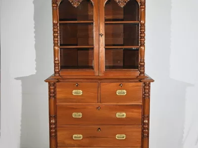 Commode Vitrine en Teck – Fin XIXe