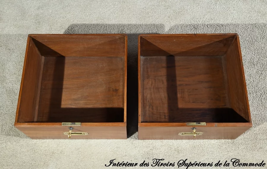 Commode Vitrine en Teck – Fin XIXe