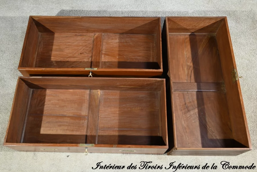 Commode Vitrine en Teck – Fin XIXe
