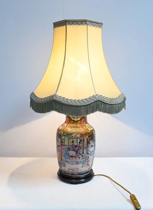 Lampe en Porcelaine de Canton, Chine – Fin XIXe