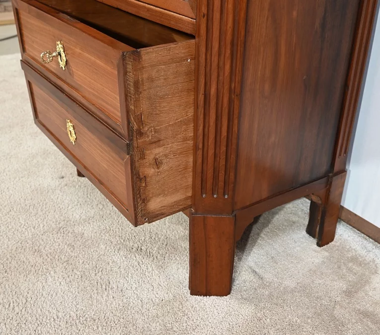 Sekretär aus der Zeit Ludwigs XVI. Signiert LN MALLE