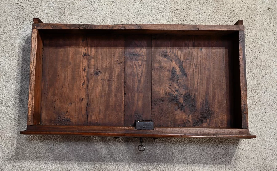 SCHRANK IM LOUIS XV-STIL