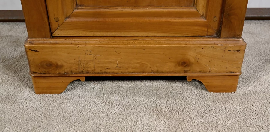 Petit Meuble en Merisier, époque Restauration - 1ère partie XIXe