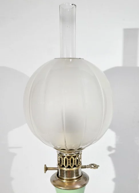 Lampe à Pétrole en Céramique – Fin XIXe