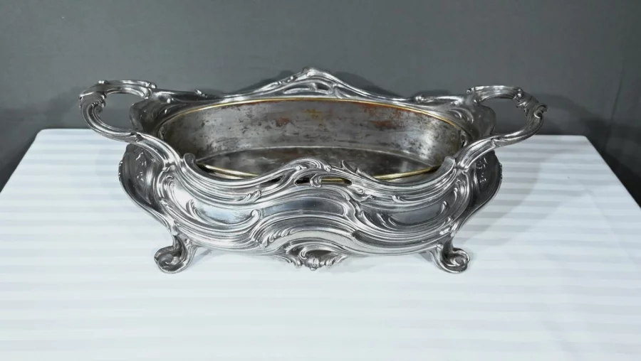 JARDINERA DEL PERIODO ART NOUVEAU