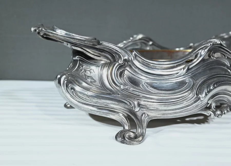 JARDINERA DEL PERIODO ART NOUVEAU