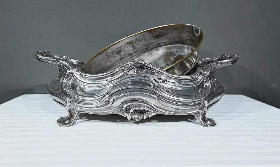 JARDINERA DEL PERIODO ART NOUVEAU