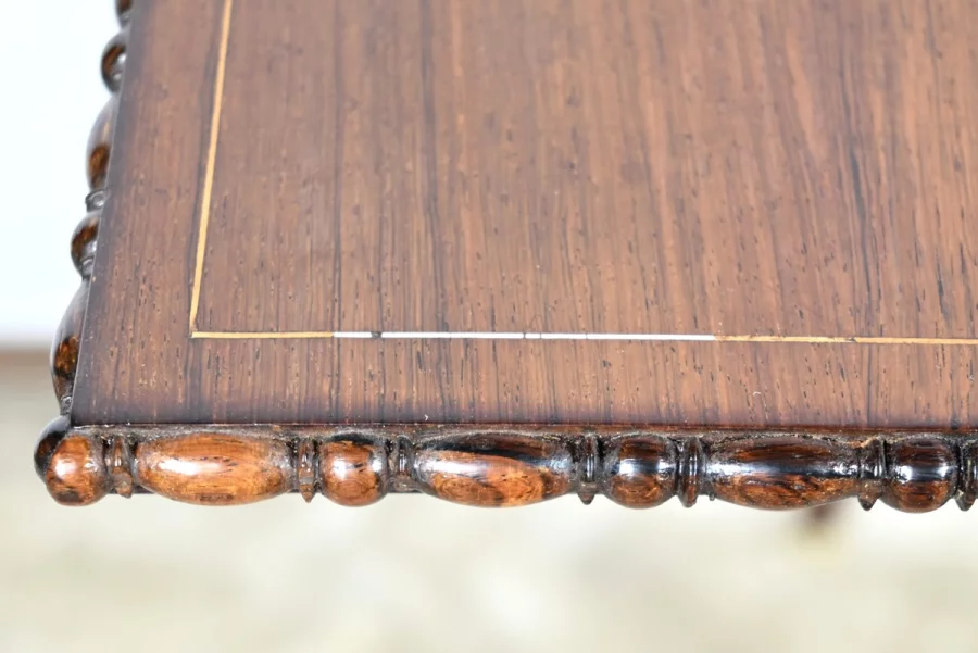 Petite Table de Salon en Palissandre, époque Restauration – Début XIXe