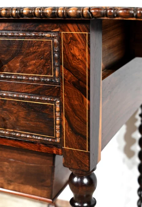 Petite Table de Salon en Palissandre, époque Restauration – Début XIXe