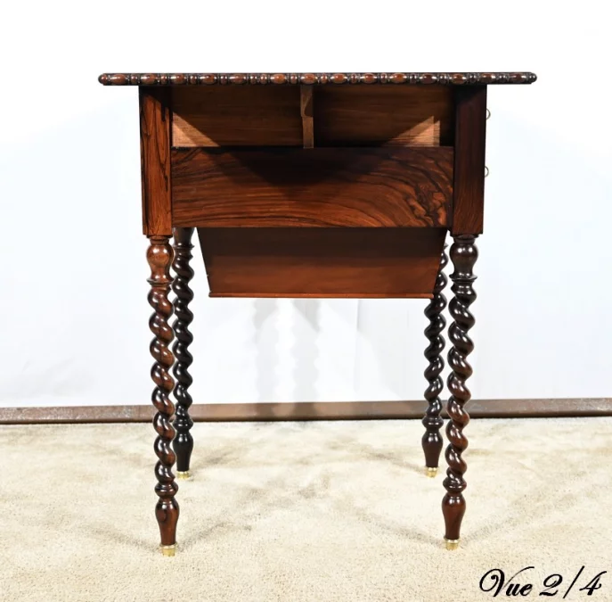 Petite Table de Salon en Palissandre, époque Restauration – Début XIXe