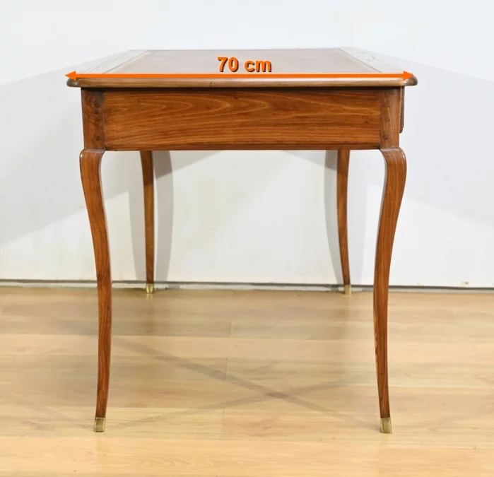 SCHREIBTISCH AUS DEM 18. JAHRHUNDERT