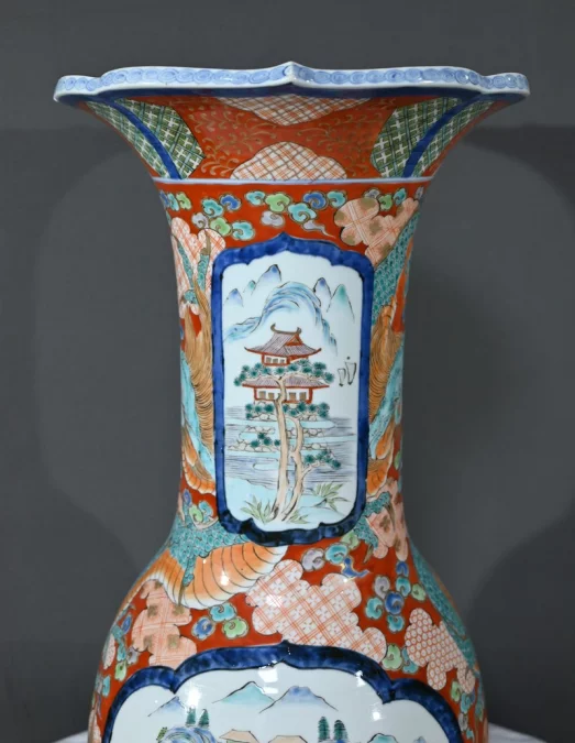 Important Vase Arita en Porcelaine, ère Meiji, Japon – Fin XIXe