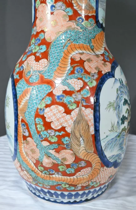 Important Vase Arita en Porcelaine, ère Meiji, Japon – Fin XIXe