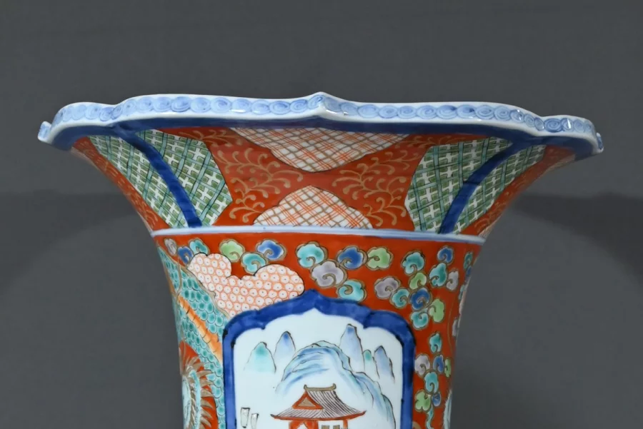 Important Vase Arita en Porcelaine, ère Meiji, Japon – Fin XIXe
