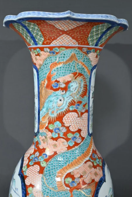 Important Vase Arita en Porcelaine, ère Meiji, Japon – Fin XIXe