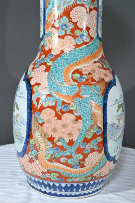 Important Vase Arita en Porcelaine, ère Meiji, Japon – Fin XIXe