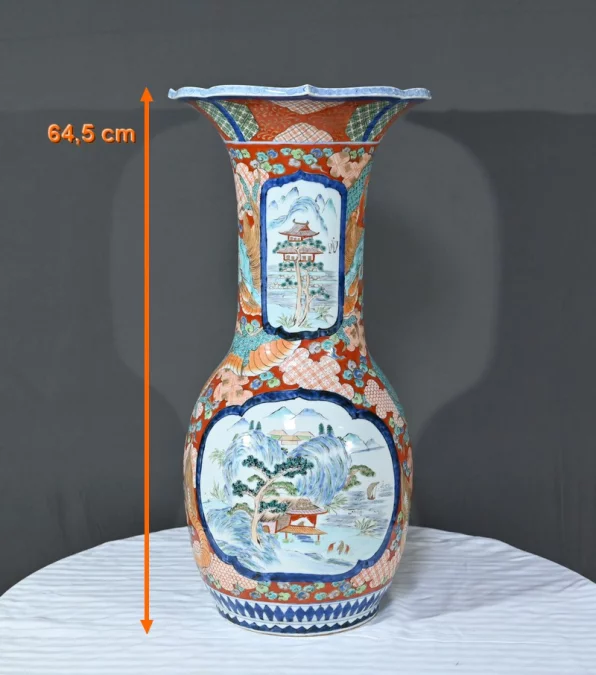 Important Vase Arita en Porcelaine, ère Meiji, Japon – Fin XIXe