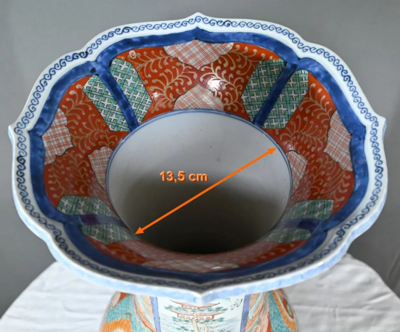 Important Vase Arita en Porcelaine, ère Meiji, Japon – Fin XIXe