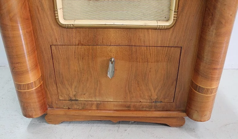 ART DECO PERIOD RADIOGRAM