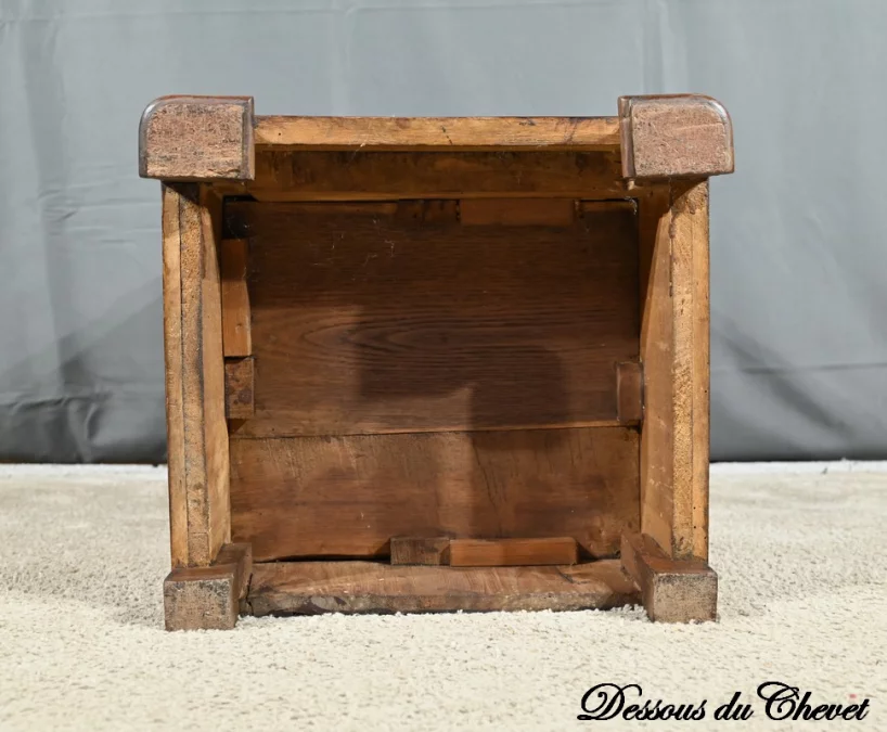 Chevet en Acajou, style Restauration – 2ème partie XIXe