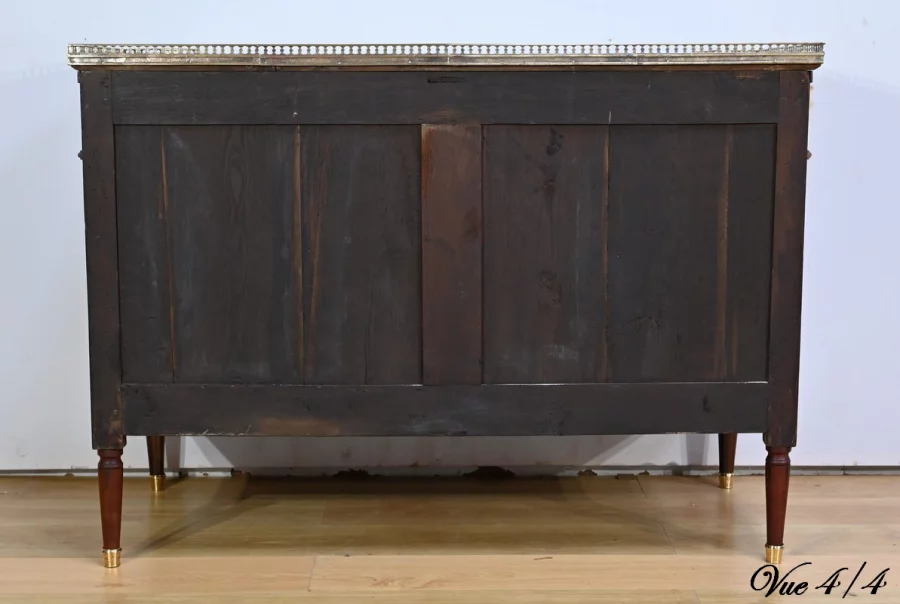 CÓMODA DEL PERIODO LUIS XVI