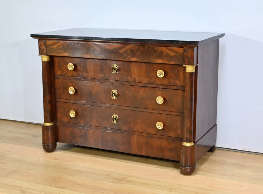 KOMMODE AUS DER FRANZÖSISCHEN EMPIRE-ZEIT