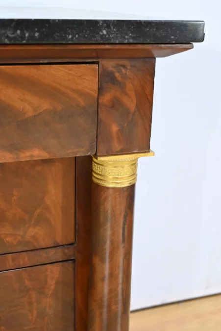 KOMMODE AUS DER FRANZÖSISCHEN EMPIRE-ZEIT