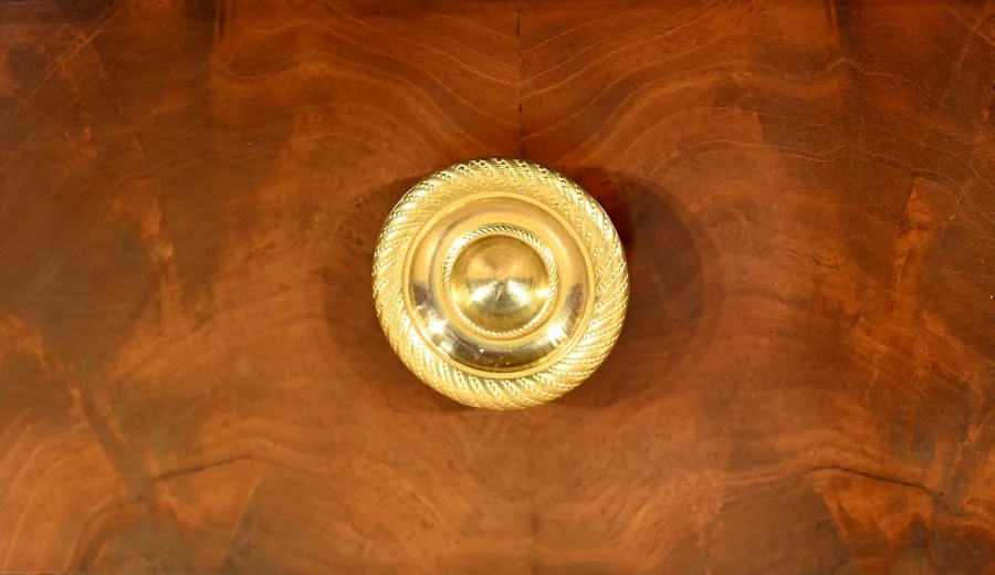 KOMMODE AUS DER FRANZÖSISCHEN EMPIRE-ZEIT