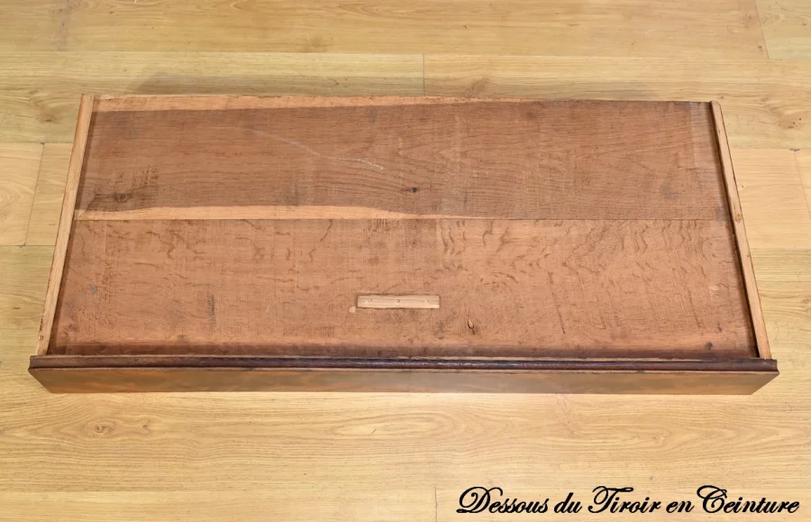 KOMMODE AUS DER FRANZÖSISCHEN EMPIRE-ZEIT