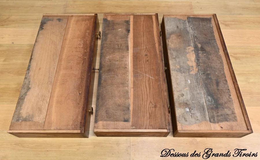 KOMMODE AUS DER FRANZÖSISCHEN EMPIRE-ZEIT