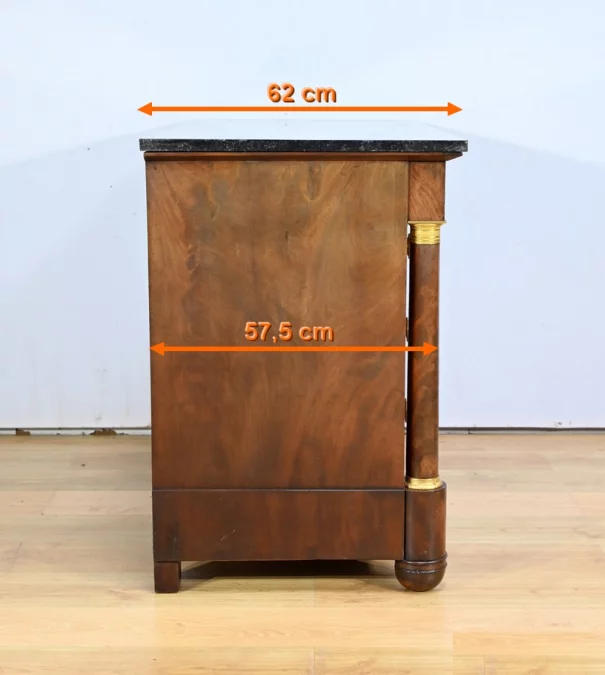 KOMMODE AUS DER FRANZÖSISCHEN EMPIRE-ZEIT