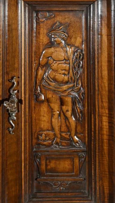 BUFFET ESTILO RENACENTISTA