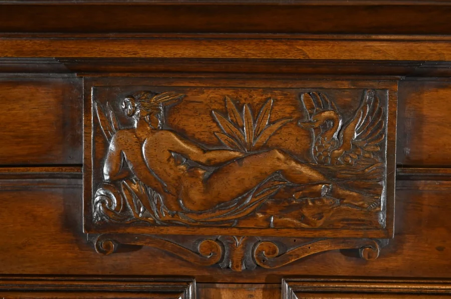 BUFFET ESTILO RENACENTISTA