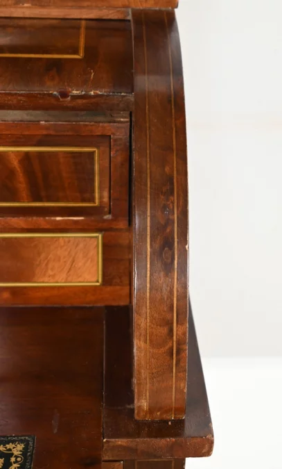 ESCRITORIO ESTILO LUIS XV