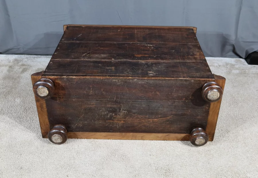 CAJA DE LAVANDERÍA ESTILO LUIS XIII